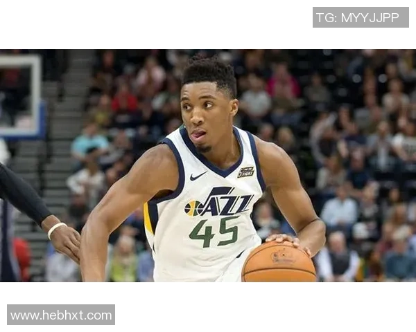 亨利：埃斯特旺简直掌控了全部，球员不会想和他对位的